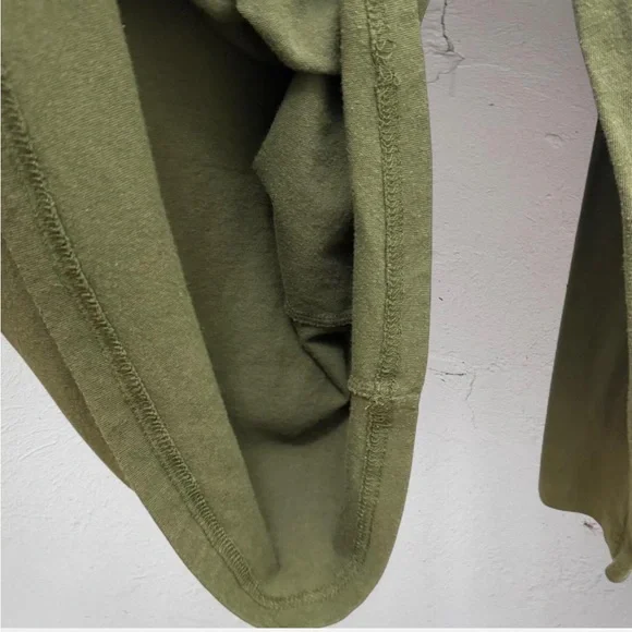 Abercrombie & Fitch Spell out vintage Olive Green Long Sleeve Tee - Picture 6 of 6